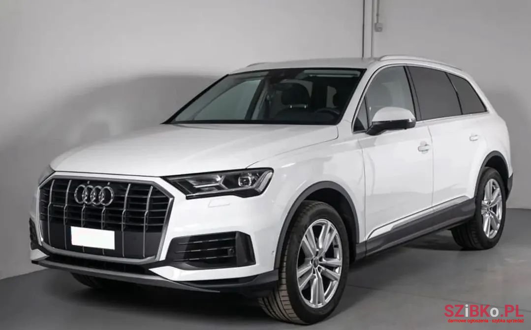 2023' Audi Q7 photo #1
