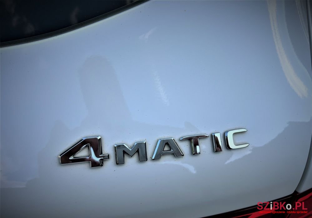 2018' Mercedes-Benz GLC 220 D 4-Matic photo #6