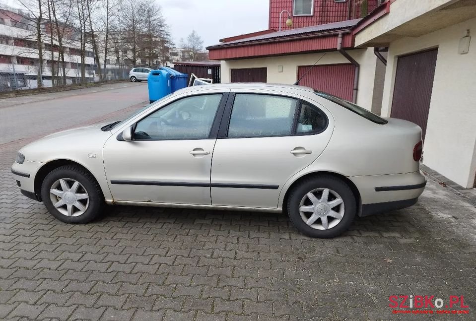 2004' SEAT Toledo photo #5