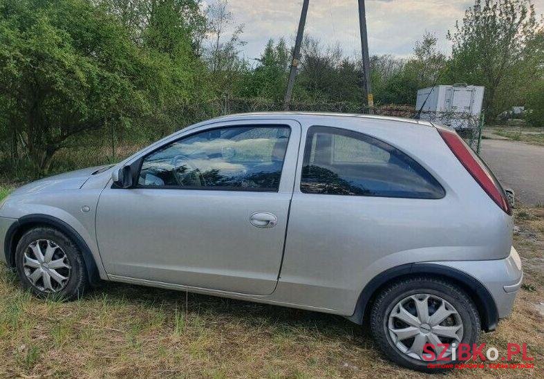 2004' Opel Corsa photo #1