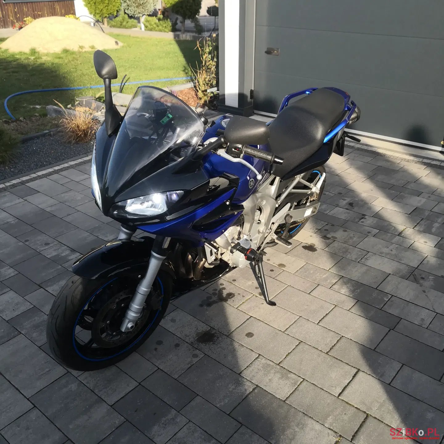 2006' Yamaha FZ6 photo #1