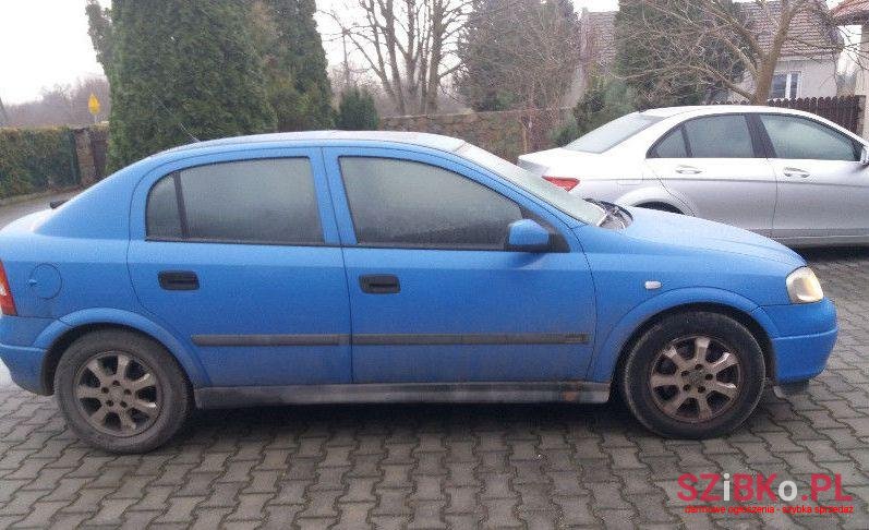 2001' Opel Astra photo #1