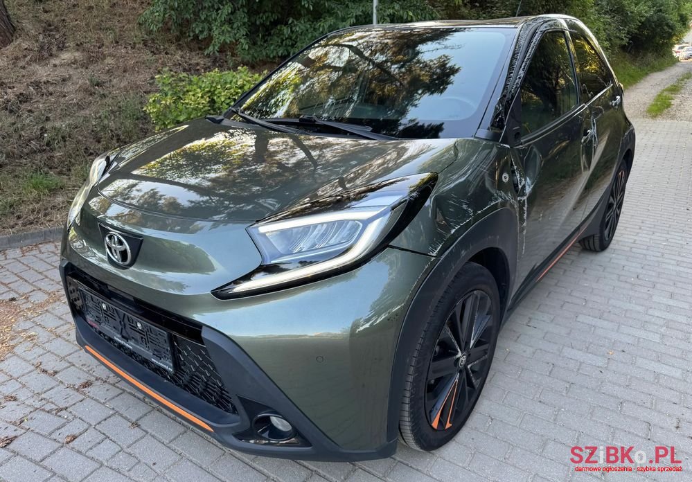 2022' Toyota Aygo X 1.0 Vvt-I Limited photo #3