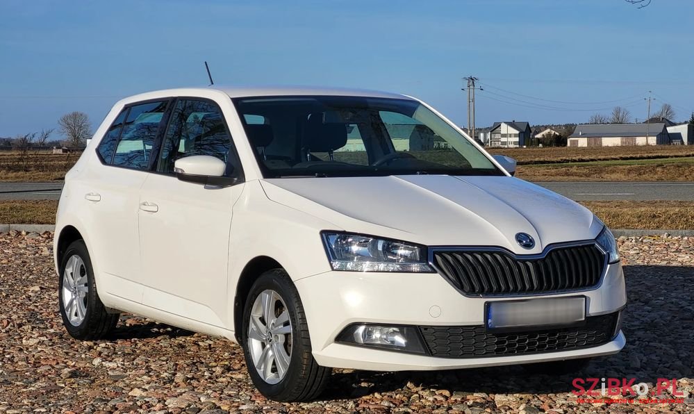 2020' Skoda Fabia 1.0 Ambition photo #3