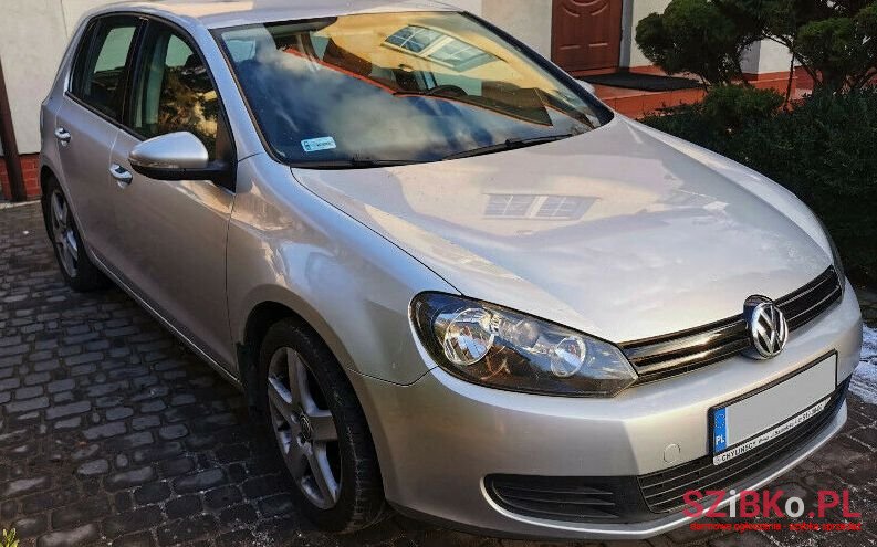 2008' Volkswagen Golf photo #1