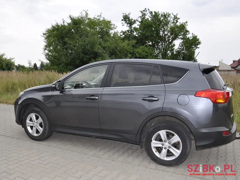 2013' Toyota RAV4 photo #6
