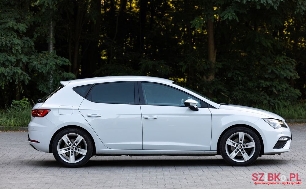 2016' SEAT Leon photo #5