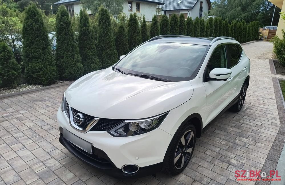 2017' Nissan Qashqai 1.6 Dig-T Tekna photo #2
