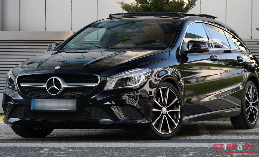 2015' Mercedes-Benz CLA photo #1