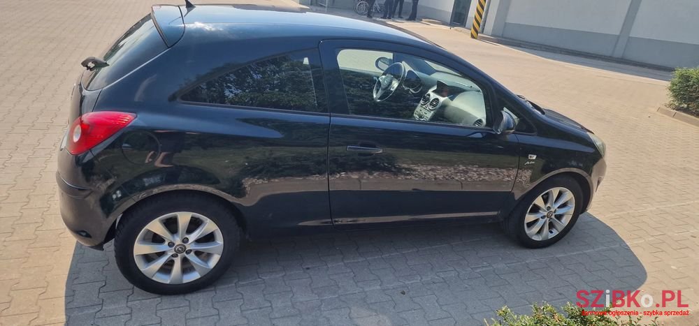 2013' Opel Corsa photo #4