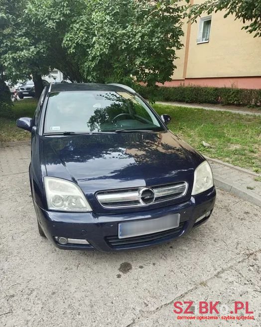 2005' Opel Signum 1.9 Cdti Cosmo photo #2