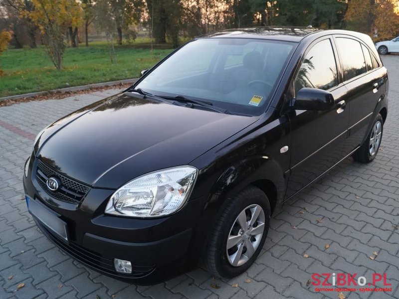 2009' Kia Rio 1.4 Comfort photo #1