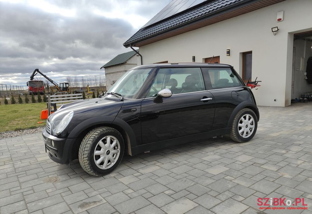 2002' MINI One Standard photo #4