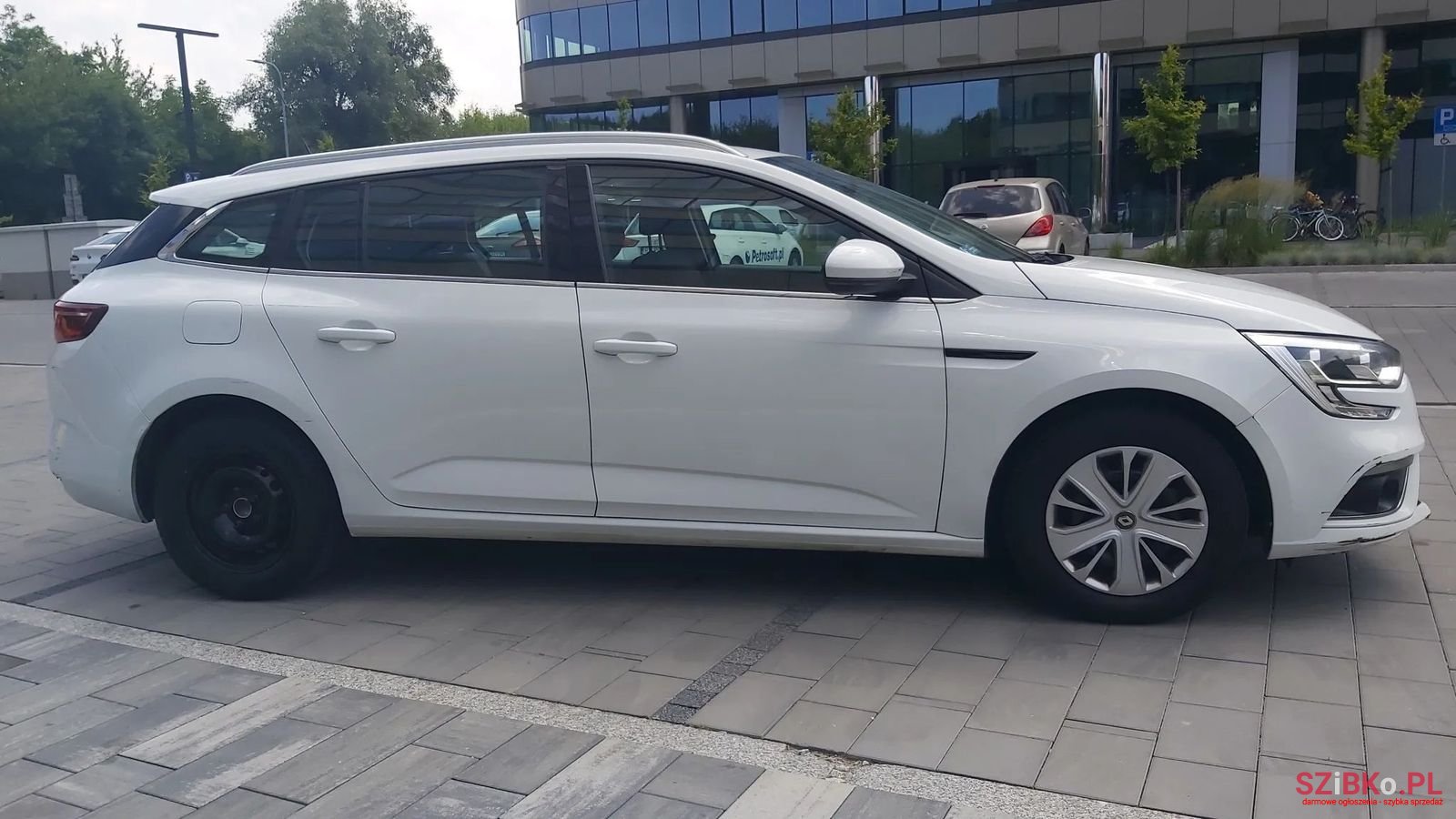 2019' Renault Megane photo #5