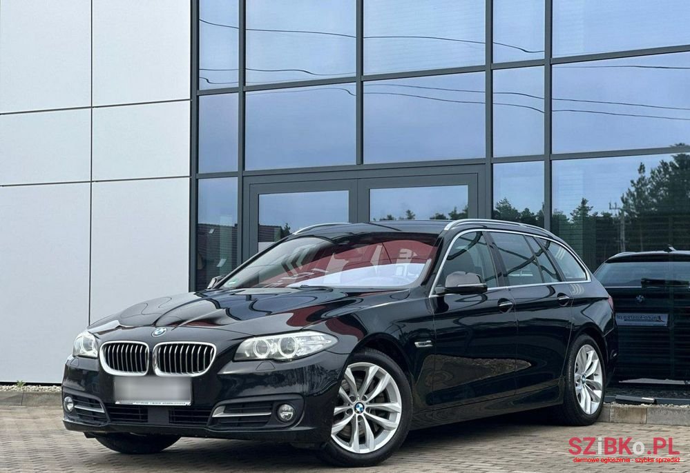 2017' BMW 5 Series 525D Xdrive photo #1