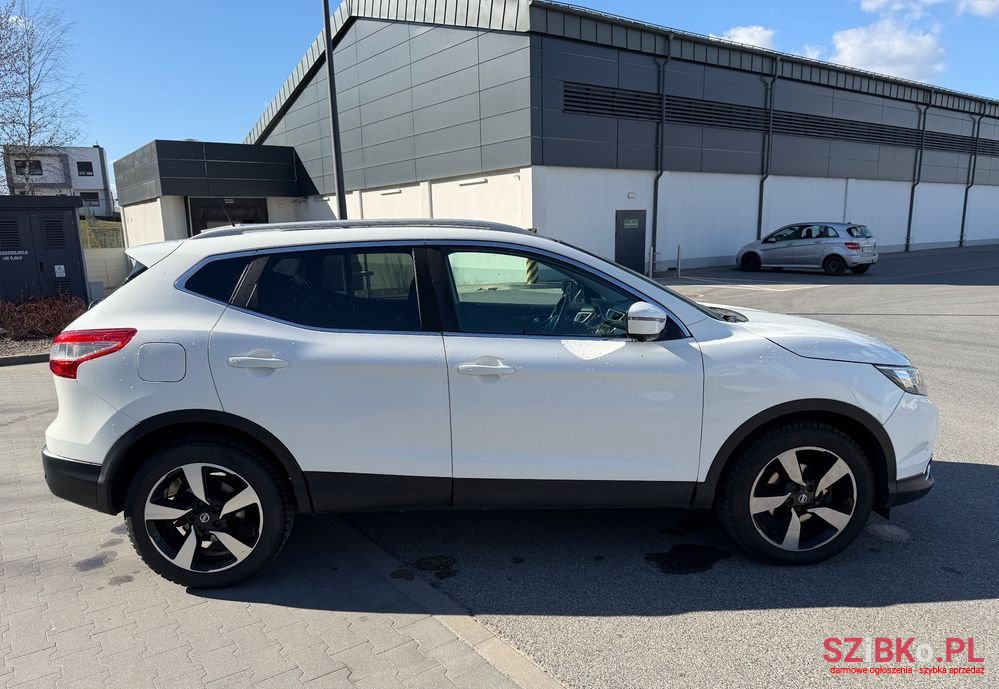 2015' Nissan Qashqai photo #6