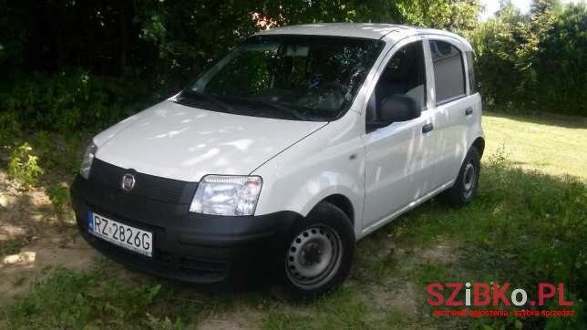 2011' Fiat Panda photo #1