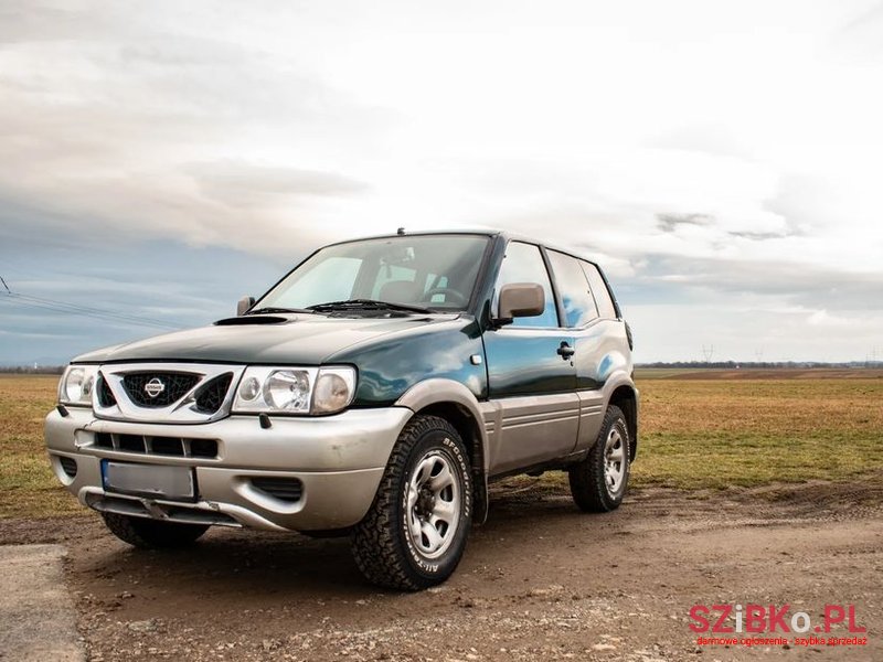 2002' Nissan Terrano Ii 2.7 Tdi Sport photo #1