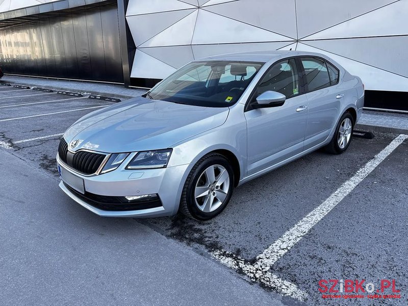 2019' Skoda Octavia 1.0 Tsi Ambition photo #3