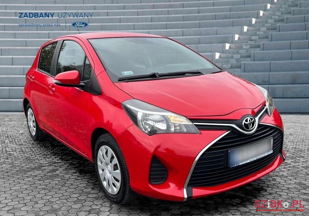 2016' Toyota Yaris 1.0 Active photo #3