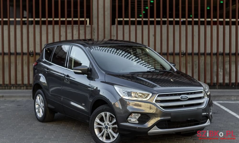 2017' Ford Kuga photo #5