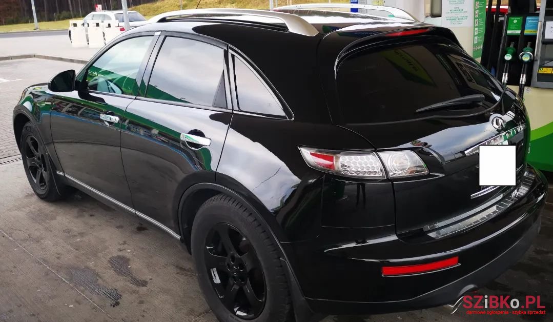 2005' Infiniti FX photo #3