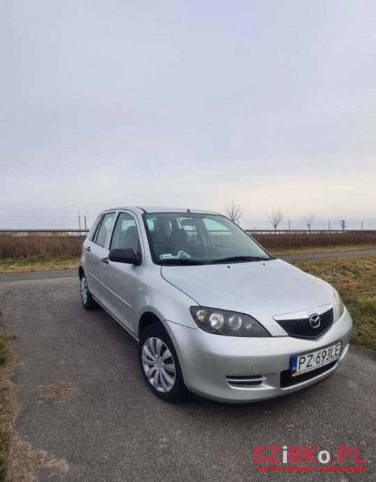 2006' Mazda 2 Comfort photo #3