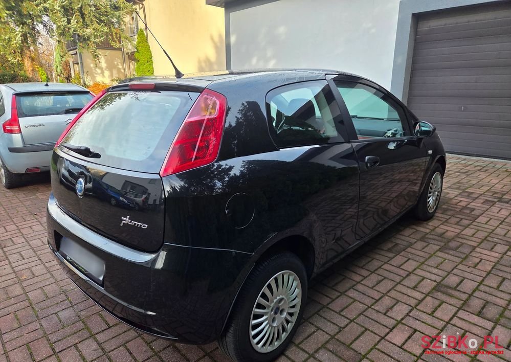 2006' Fiat Punto 1.4 16V Dynamic photo #3