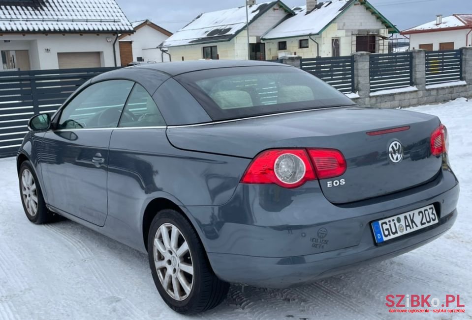 2006' Volkswagen Eos photo #3