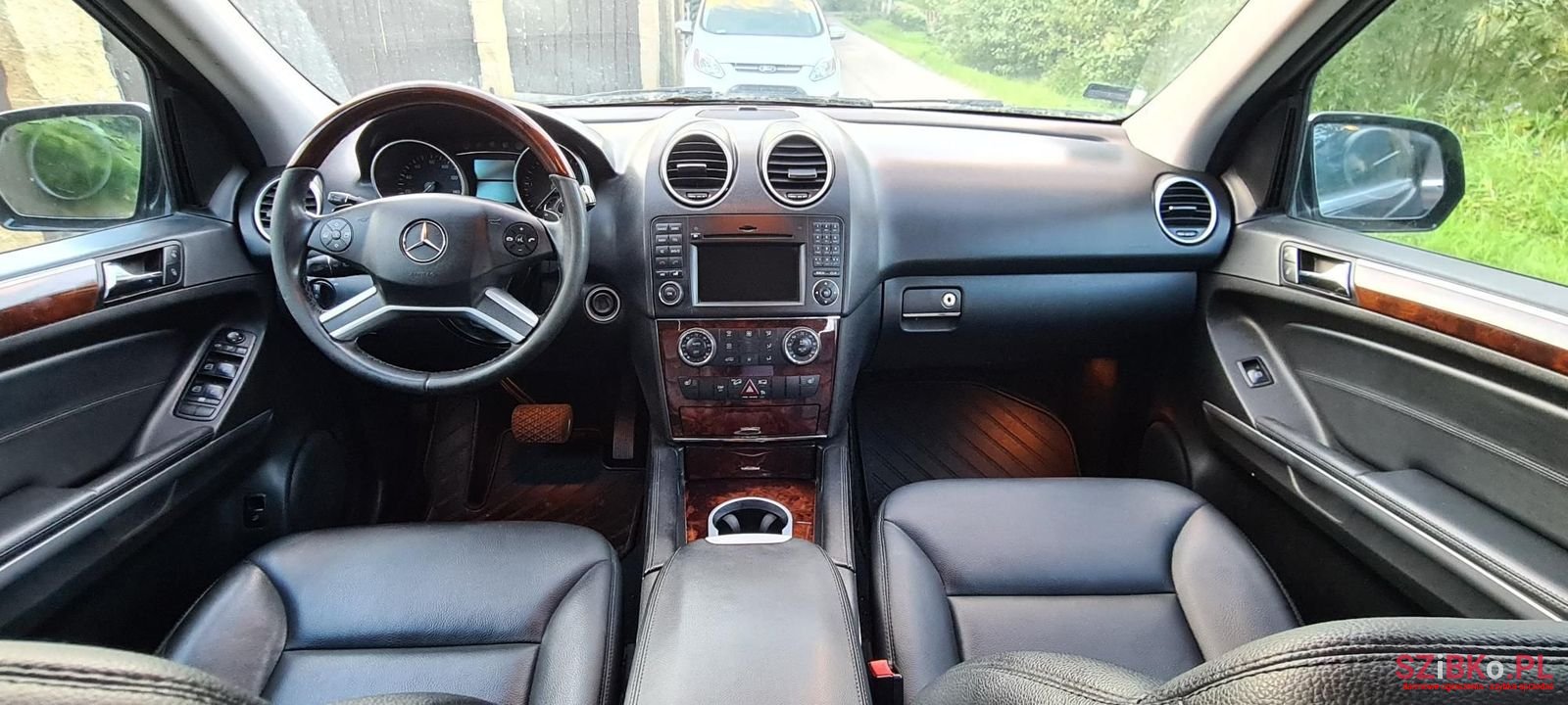 2009' Mercedes-Benz Ml photo #5