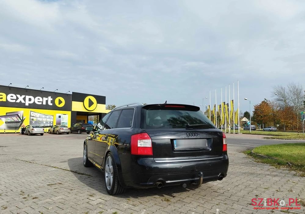 2004' Audi A4 Avant photo #4