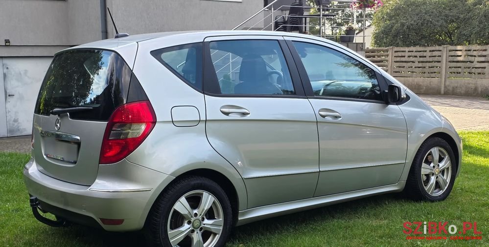 2009' Mercedes-Benz A-Class photo #3