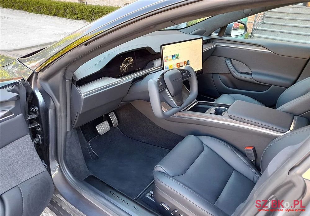 2023' Tesla Model S Long Range photo #5