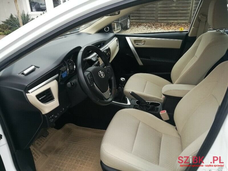 2014' Toyota Corolla photo #6