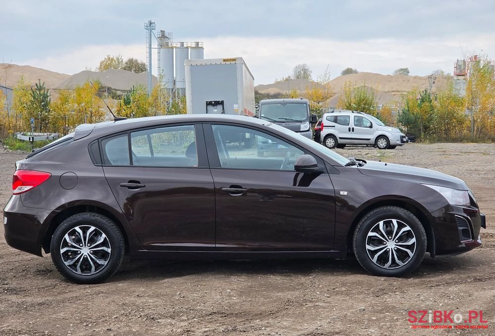 2013' Chevrolet Cruze photo #4