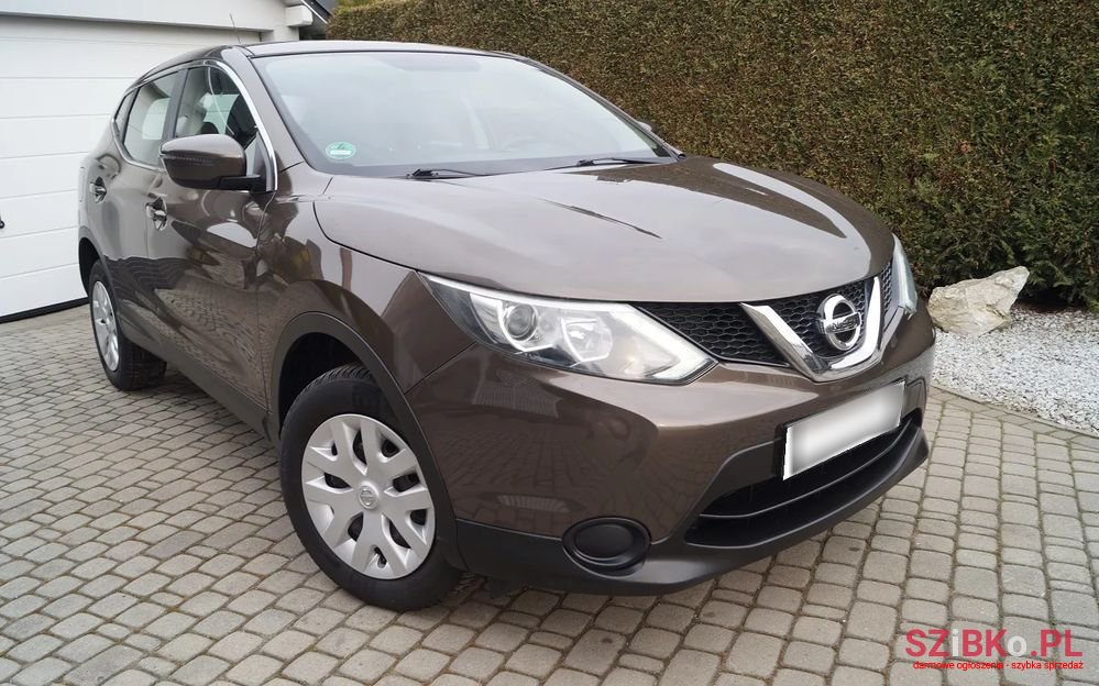 2016' Nissan Qashqai 1.2 Dig-T N-Vision photo #1
