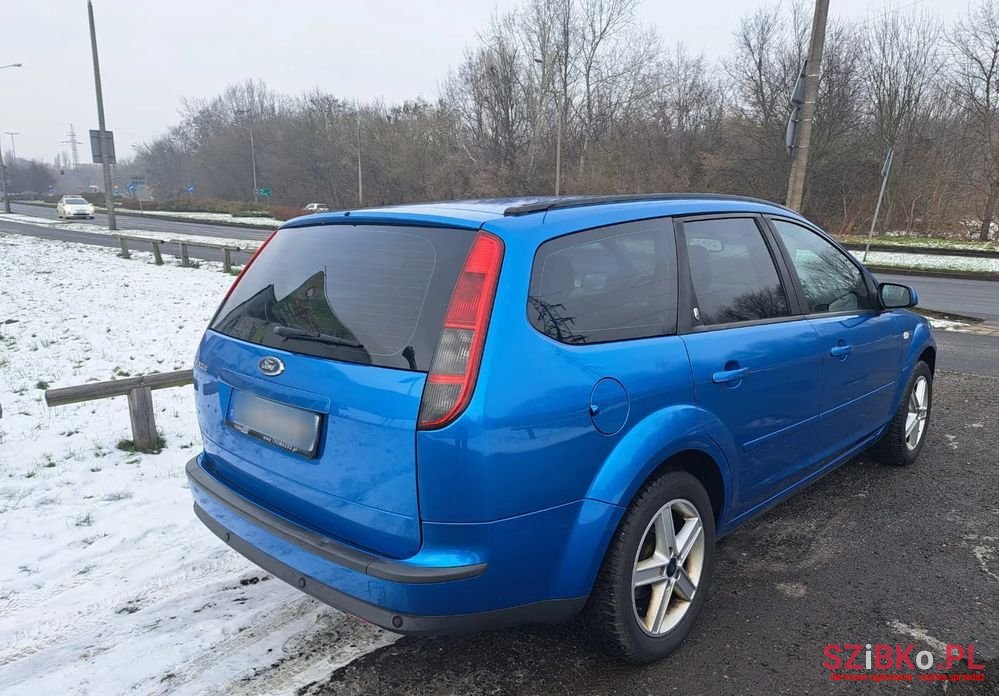 2005' Ford Focus 1.6 Tdci Ghia photo #3