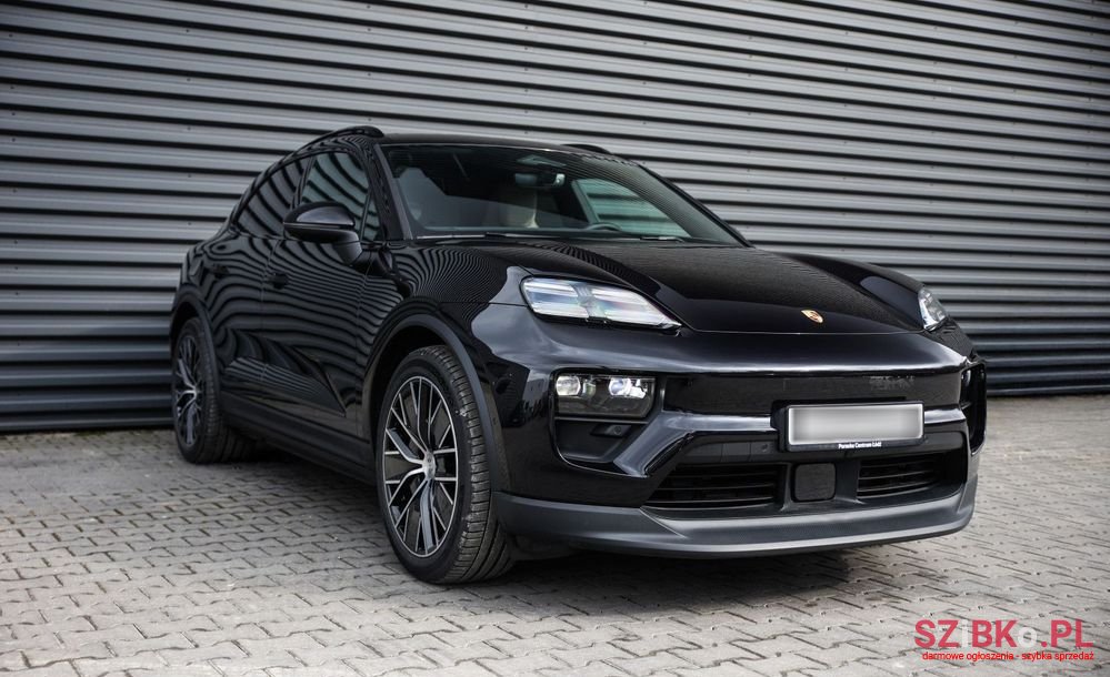 2024' Porsche Macan photo #3