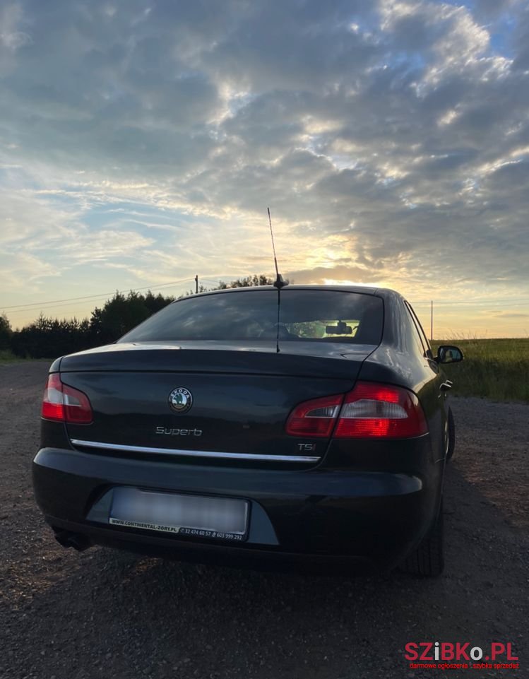 2009' Skoda Superb photo #5