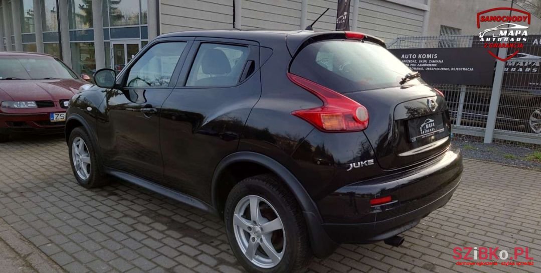 2011' Nissan Juke photo #3