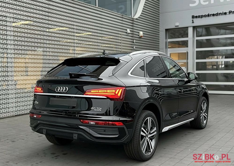 2024' Audi Q5 Sportback photo #2