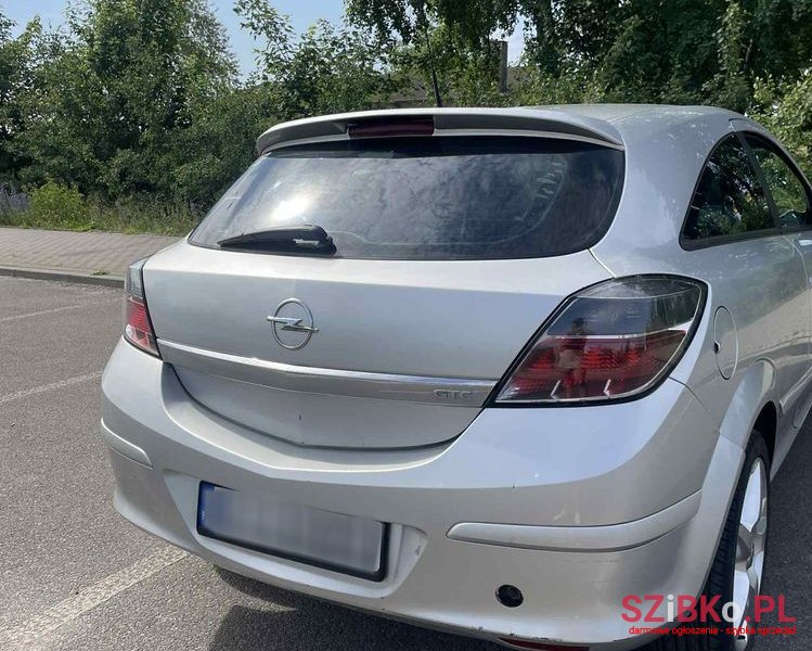 2005' Opel Astra photo #6