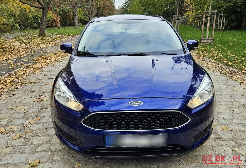 2016' Ford Focus 1.6 Trend photo #2