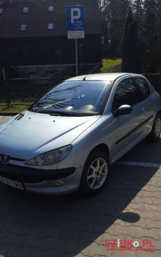 2003' Peugeot 206 photo #1
