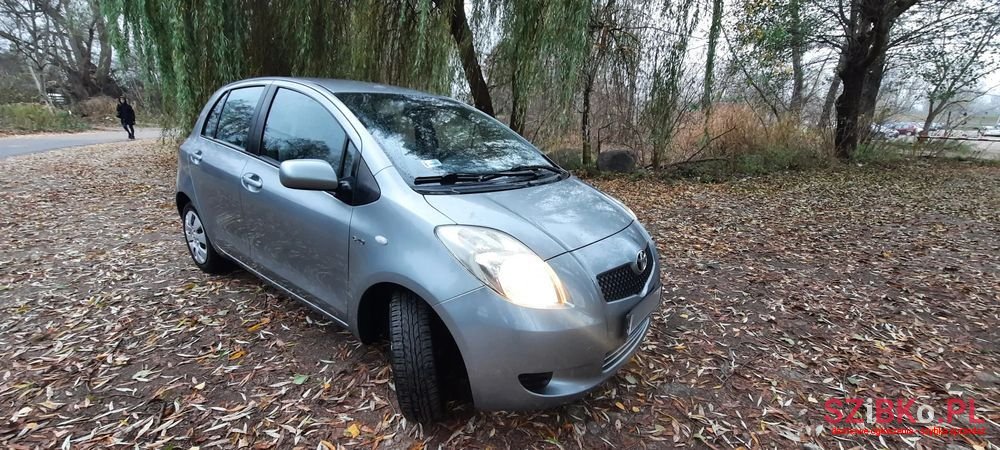 2008' Toyota Yaris 1.4 D-4D Sol Mm photo #1