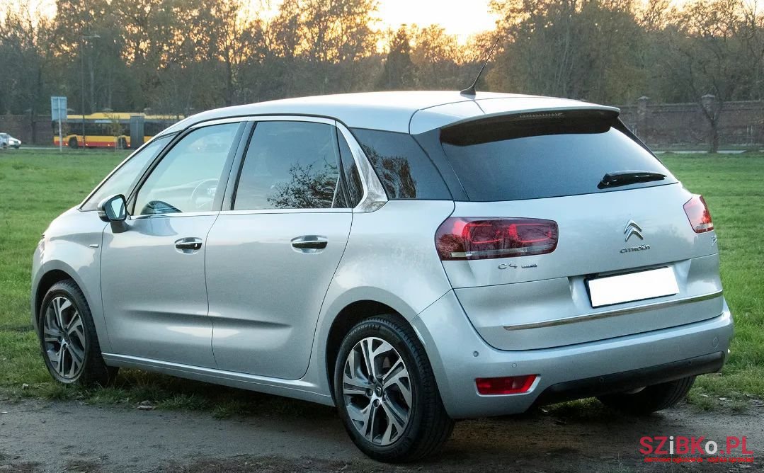 2015' Citroen C4 Picasso photo #5
