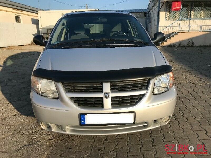 2005' Dodge Grand Caravan photo #5