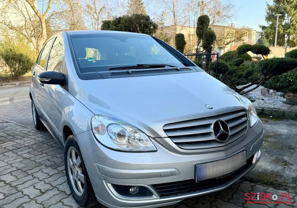 2008' Mercedes-Benz B-Class photo #2