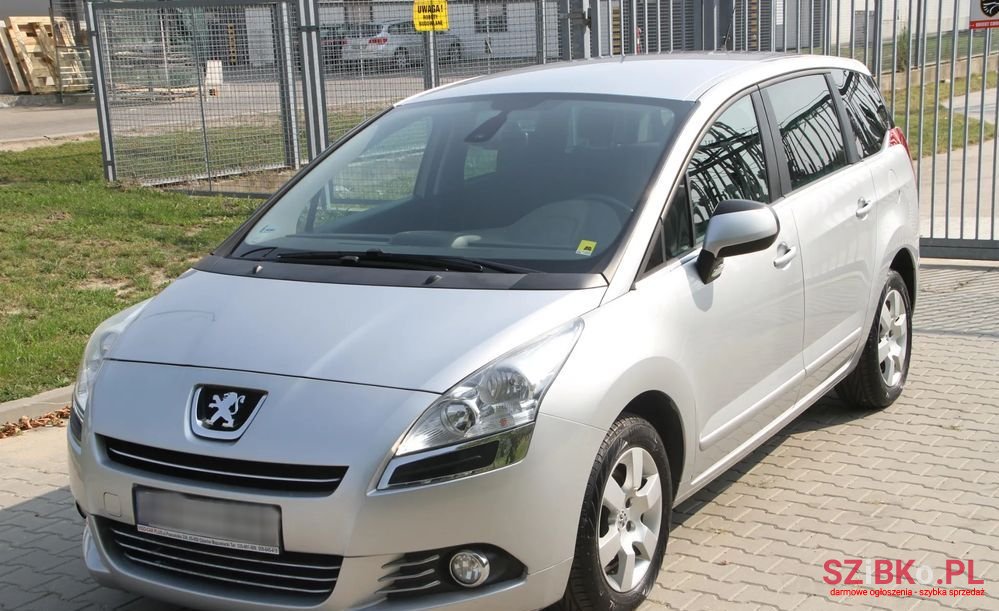 2012' Peugeot 5008 1.6 Thp Allure 7Os photo #2