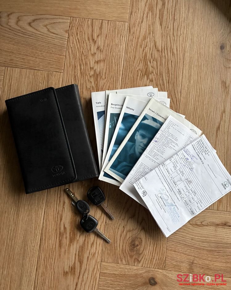 2006' Toyota Yaris 1.0 Luna A/C photo #3